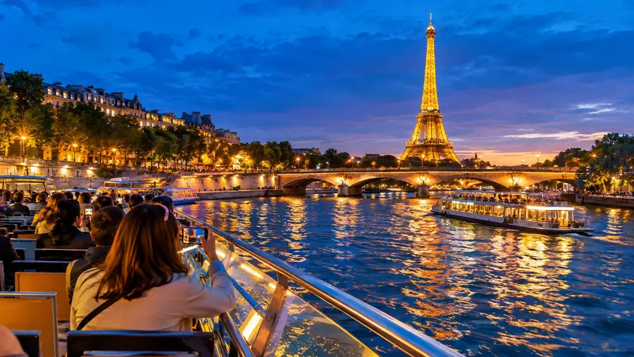 Paris Nachtboot-Touren: Abendkreuzfahrten auf der Seine